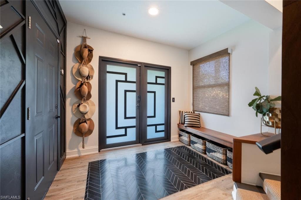 3858 Riviera CIR, BONITA SPRINGS FL 34134-6