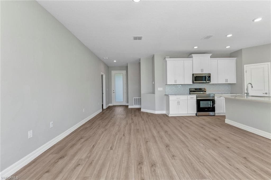 134 Green Oak, ROTONDA WEST FL 33947-15