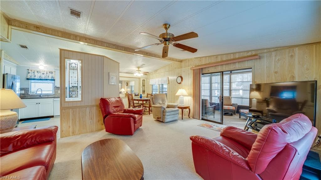 620 Horizon DR, NORTH FORT MYERS FL 33903-4