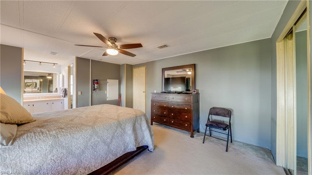 620 Horizon DR, NORTH FORT MYERS FL 33903-8