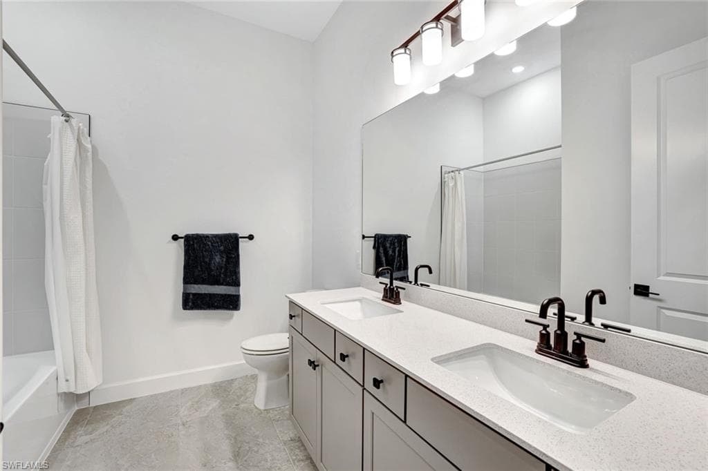 10112 Seaside WAY, BONITA SPRINGS FL 34135-22