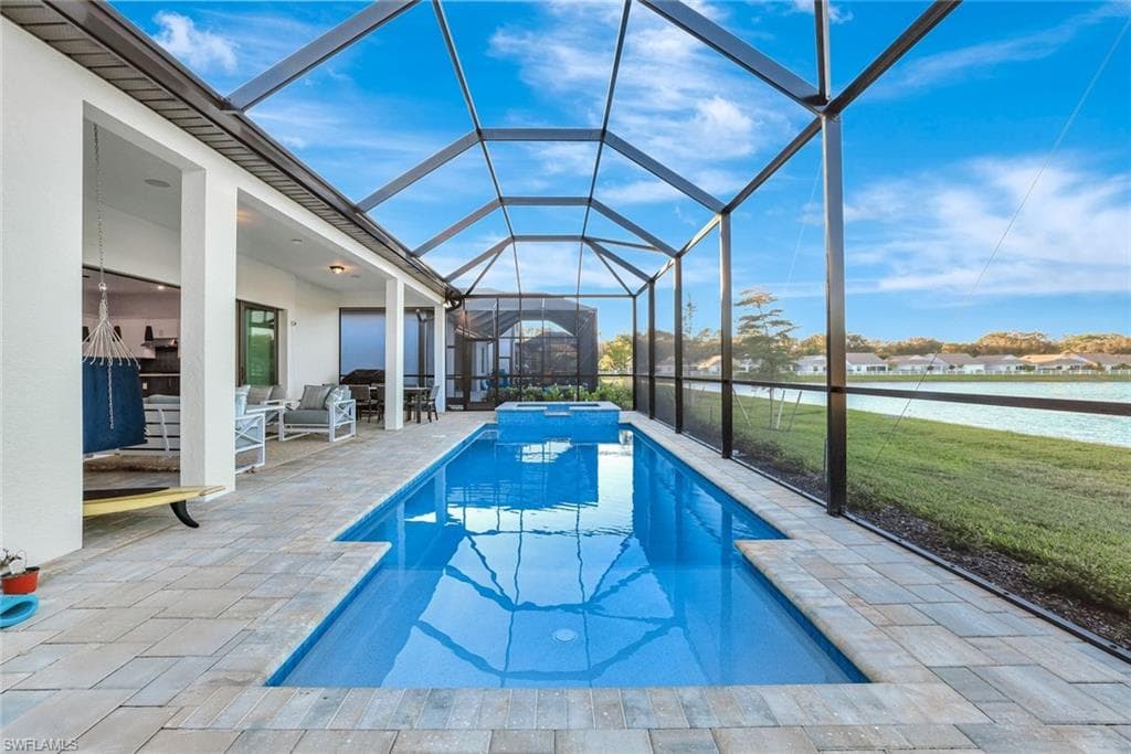 10112 Seaside WAY, BONITA SPRINGS FL 34135-2