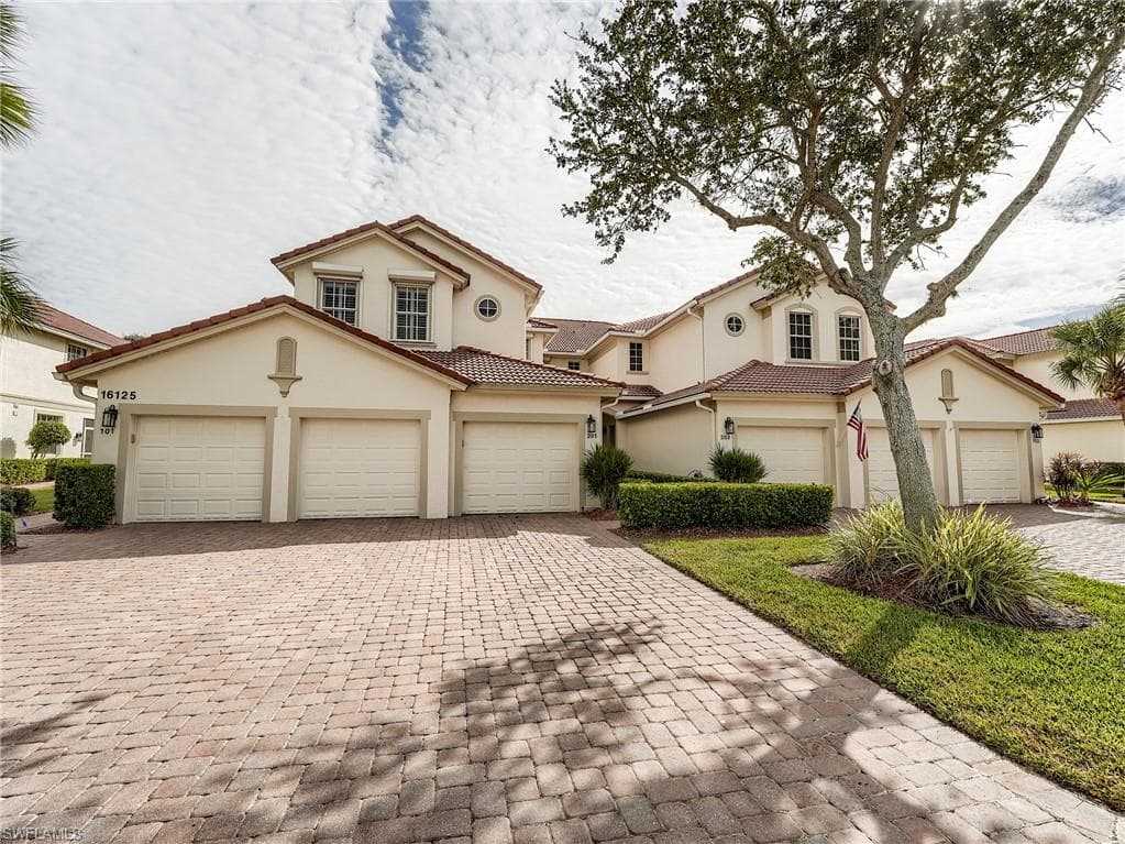16125 Mount Abbey WAY # 201, FORT MYERS FL 33908-4
