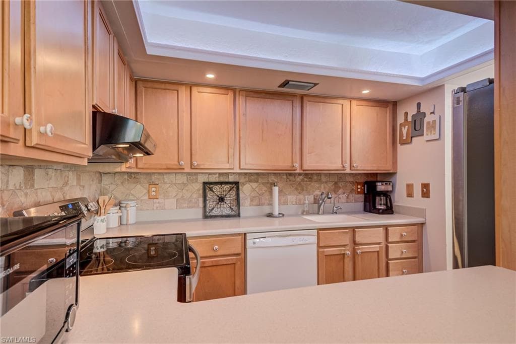 5441 Peppertree DR # 5, FORT MYERS FL 33908-15