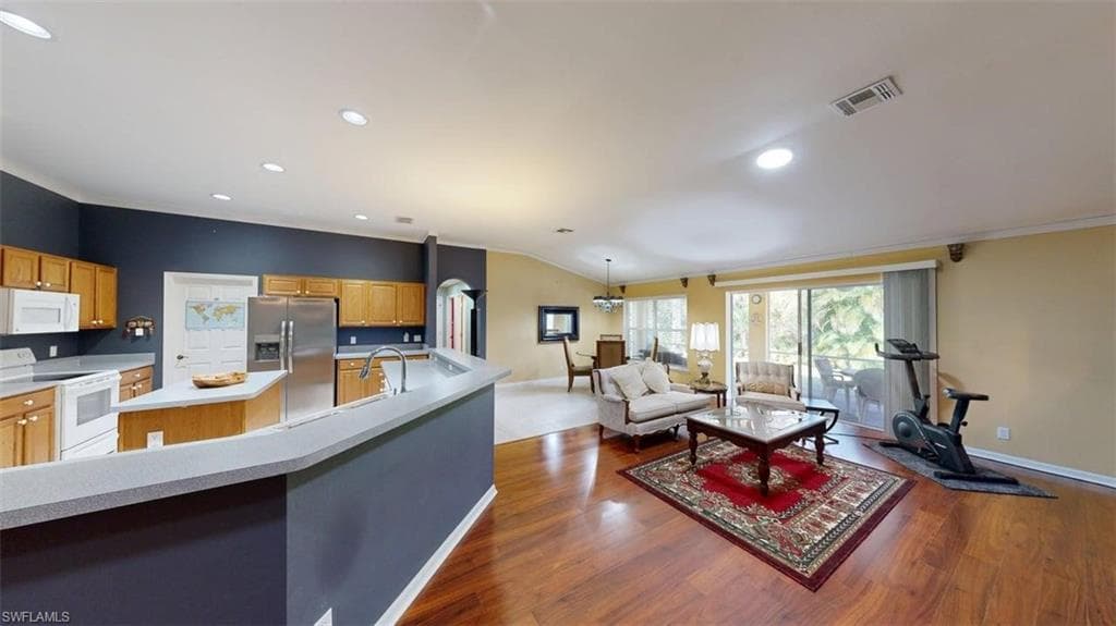 285 Spider Lily LN, NAPLES FL 34119-23