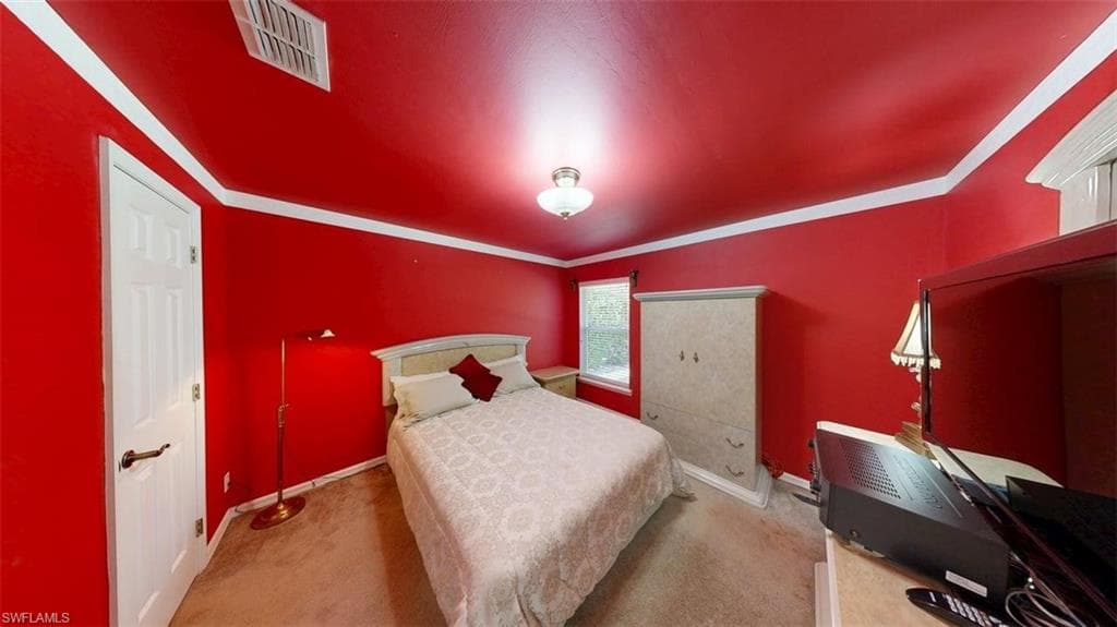 285 Spider Lily LN, NAPLES FL 34119-39