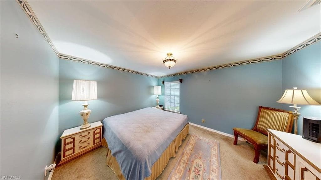 285 Spider Lily LN, NAPLES FL 34119-38