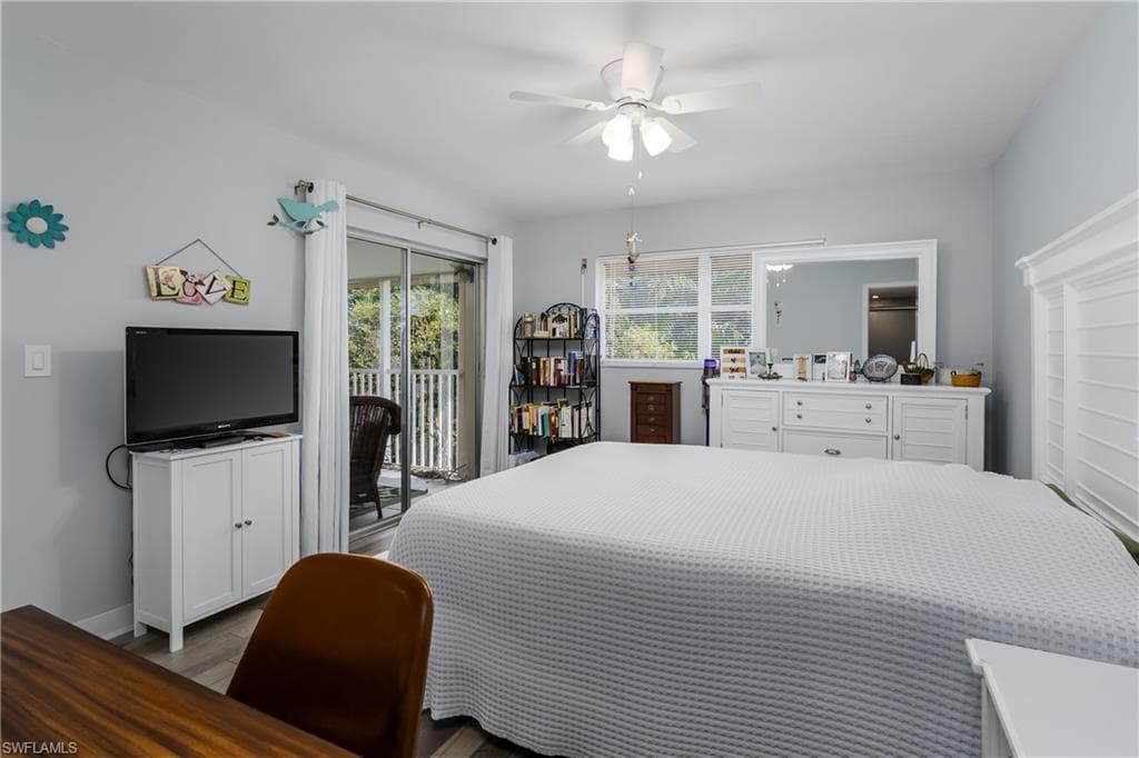 5499 Rattlesnake Hammock RD # 304A, NAPLES FL 34113-15