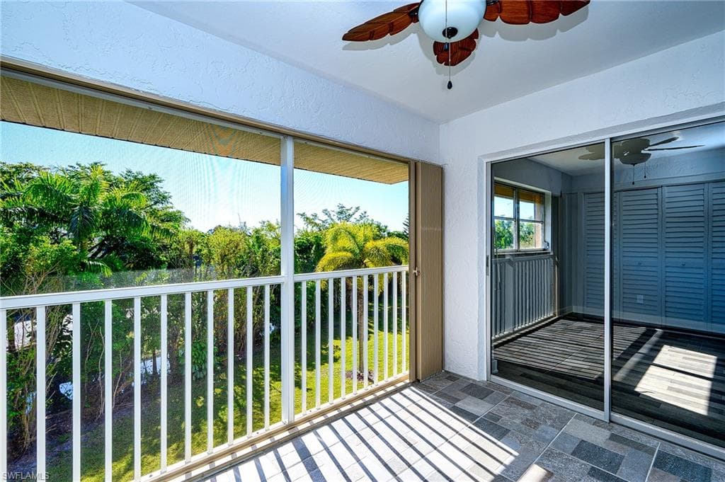 5499 Rattlesnake Hammock RD # 304A, NAPLES FL 34113-4