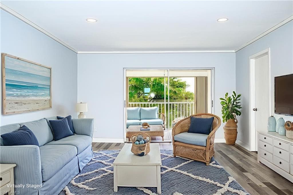 5499 Rattlesnake Hammock RD # 304A, NAPLES FL 34113-10