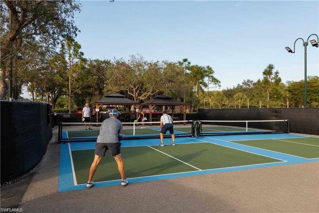 11220 Five Oaks LN, NAPLES FL 34120-14