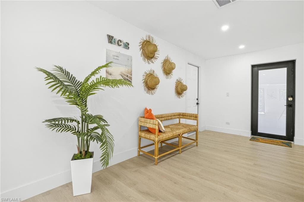 1105 Skiff PL, SANIBEL FL 33957-4