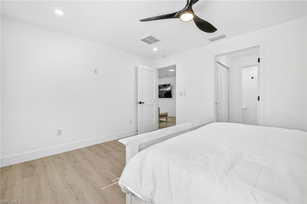 1105 Skiff PL, SANIBEL FL 33957-18