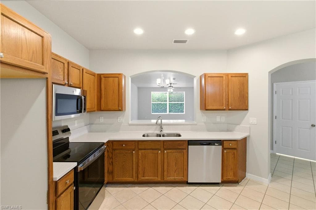 9642 Roundstone CIR, FORT MYERS FL 33967-12