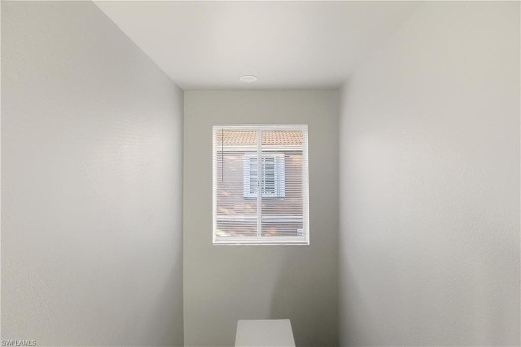 9642 Roundstone CIR, FORT MYERS FL 33967-16