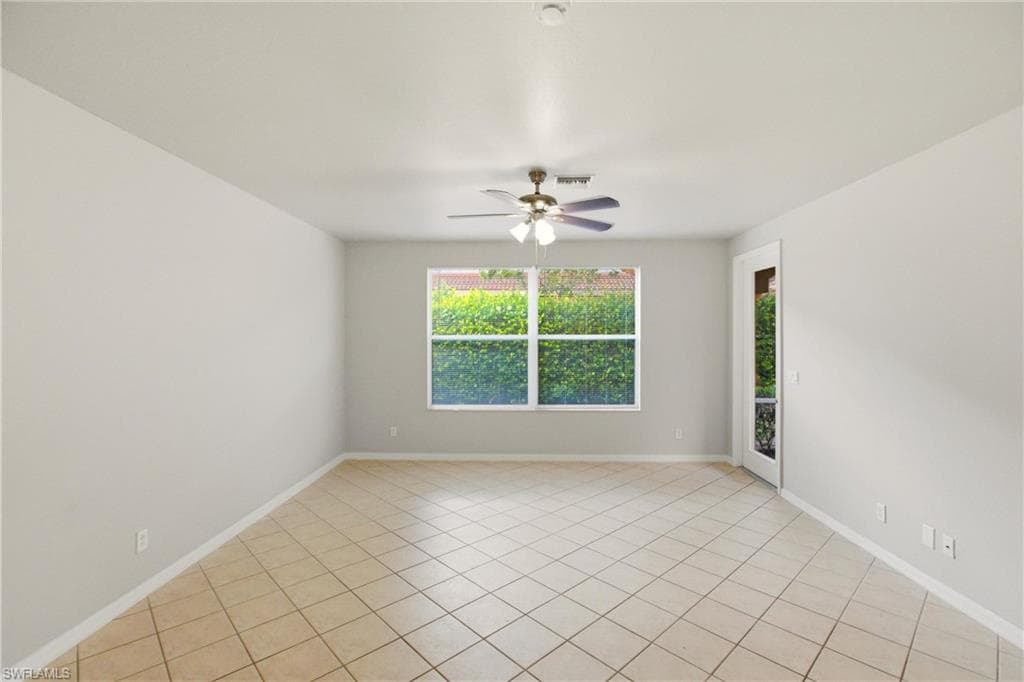 9642 Roundstone CIR, FORT MYERS FL 33967-4