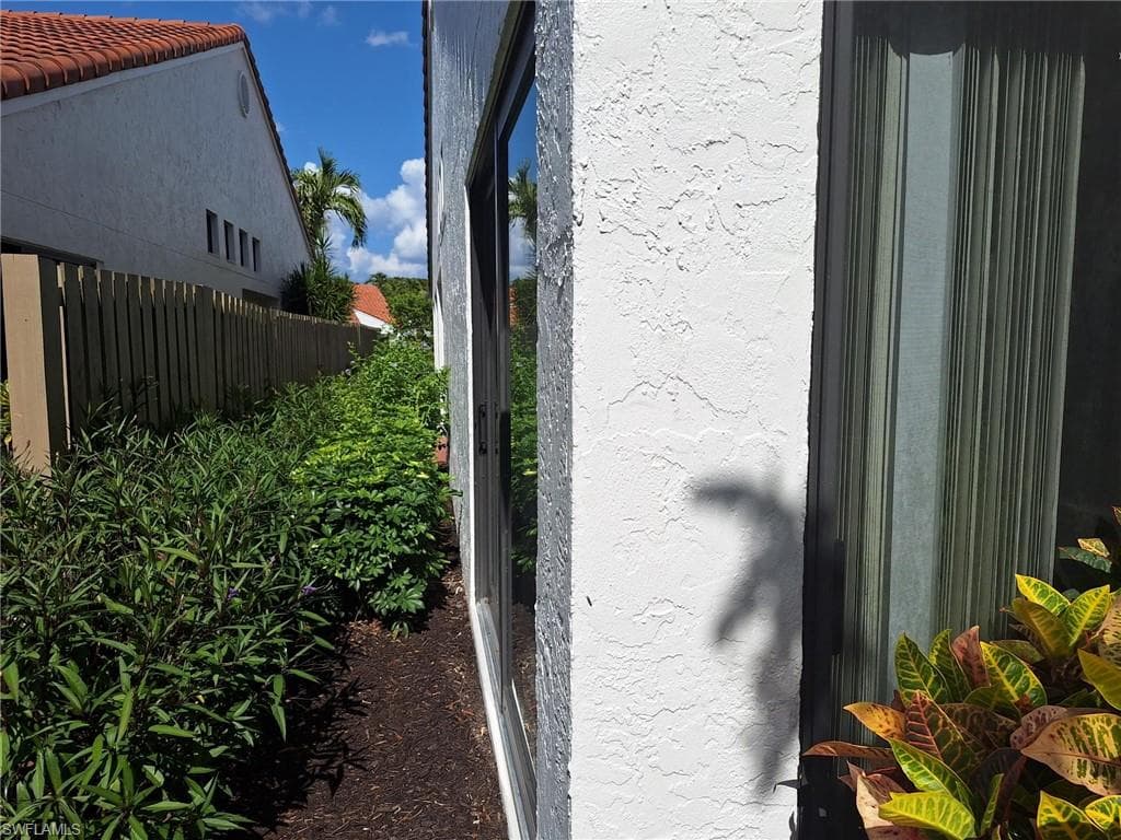 551 Beachwalk CIR # 0, NAPLES FL 34108-46