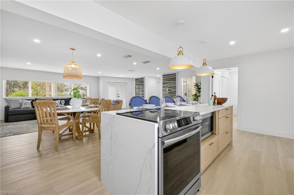 1377 Sand Castle RD, SANIBEL FL 33957-12