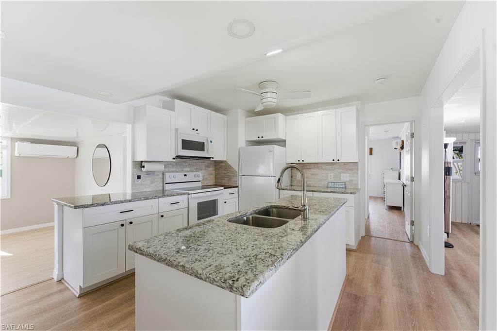 11391 Cypress LN, FORT MYERS BEACH FL 33931-11