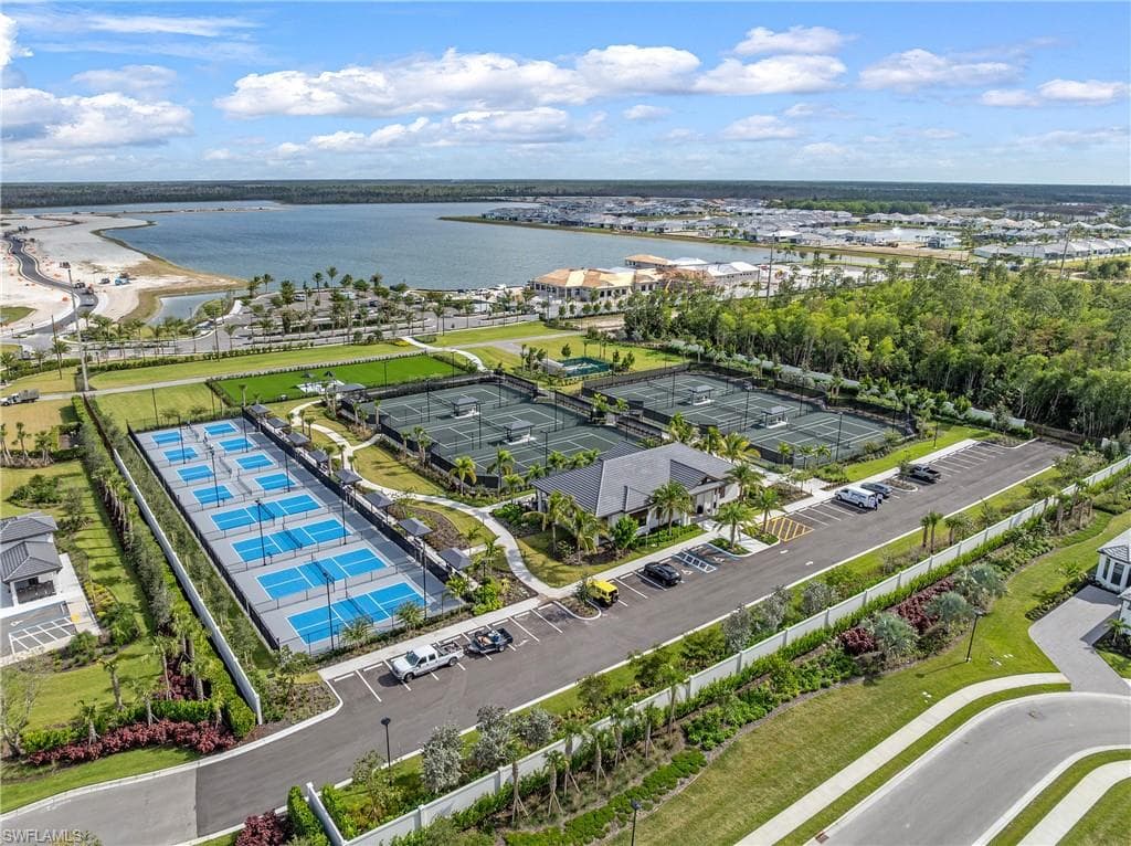 9568 Caymas TER, NAPLES FL 34114-35