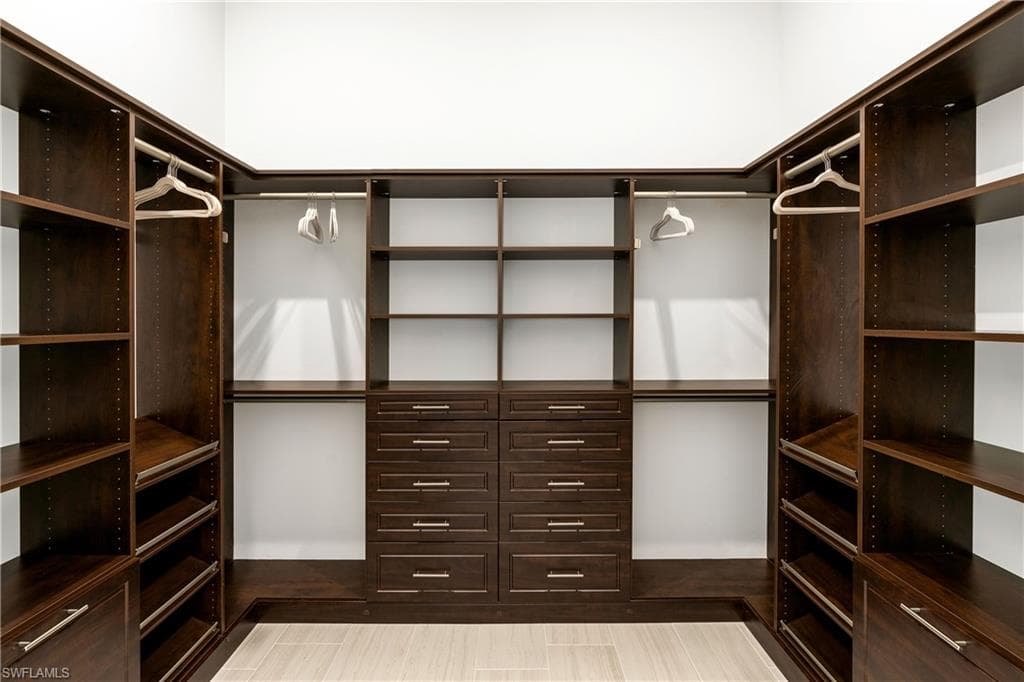 9568 Caymas TER, NAPLES FL 34114-23