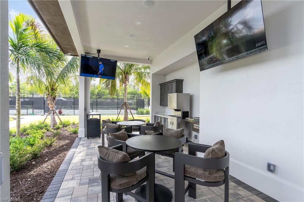 9568 Caymas TER, NAPLES FL 34114-38