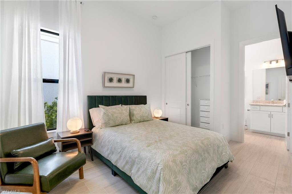 9568 Caymas TER, NAPLES FL 34114-24