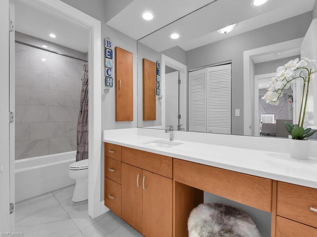 15573 Lockmaben AVE, FORT MYERS FL 33912-22