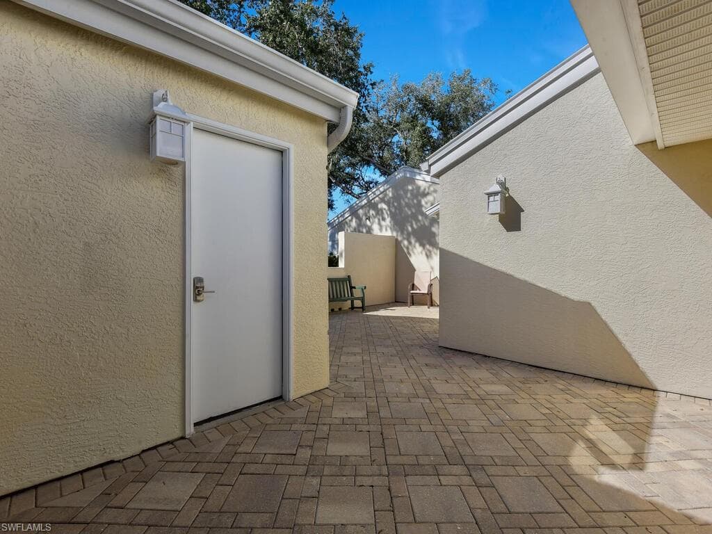 15573 Lockmaben AVE, FORT MYERS FL 33912-27