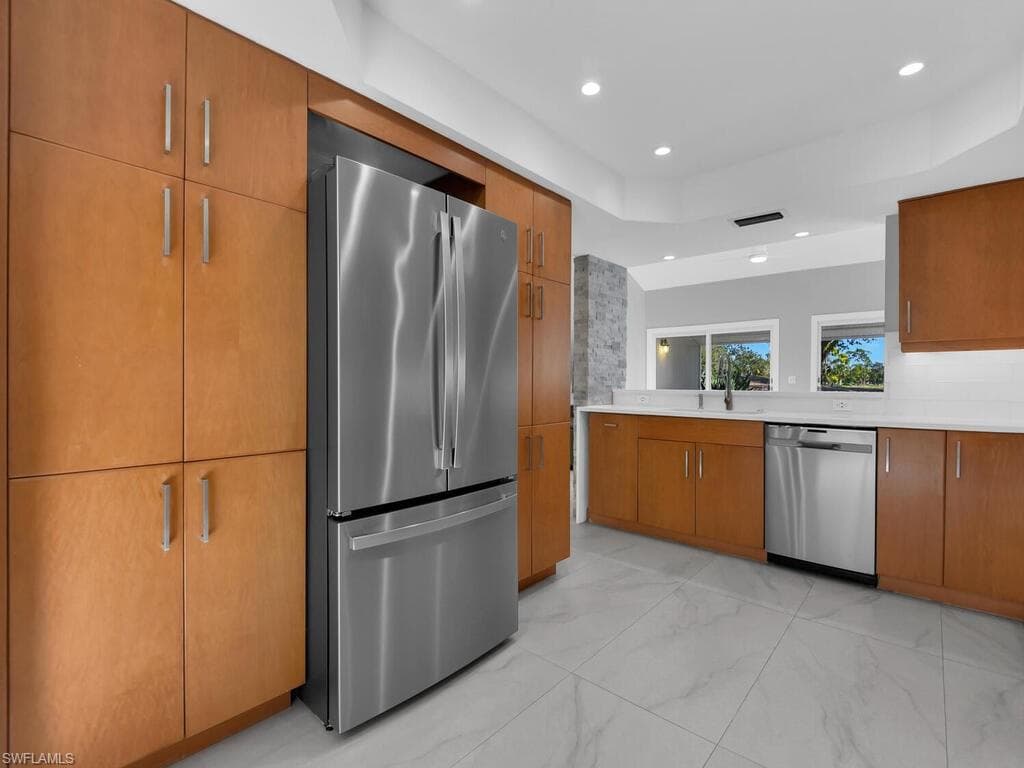 15573 Lockmaben AVE, FORT MYERS FL 33912-11