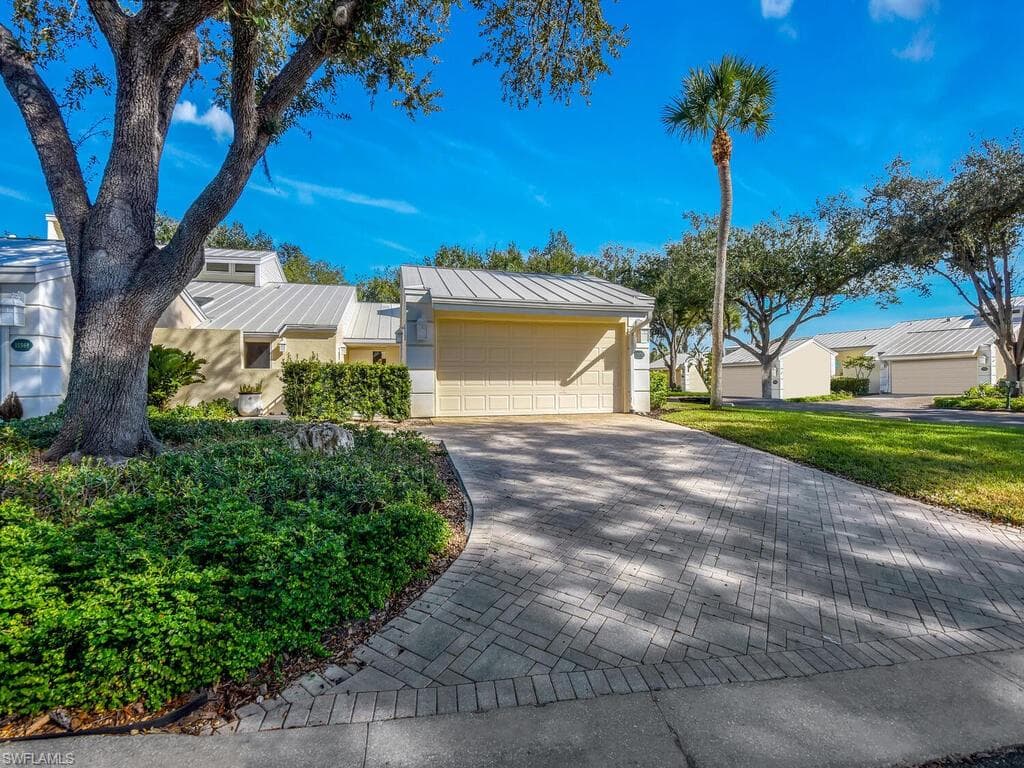 15573 Lockmaben AVE, FORT MYERS FL 33912-32