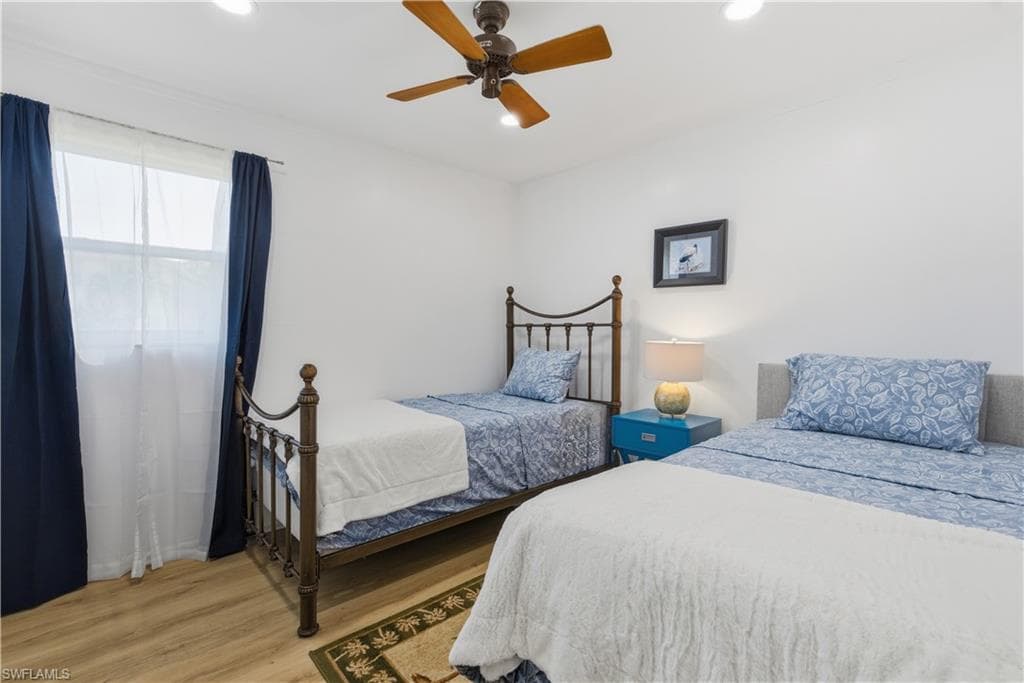 2261 11th ST N, NAPLES FL 34103-17