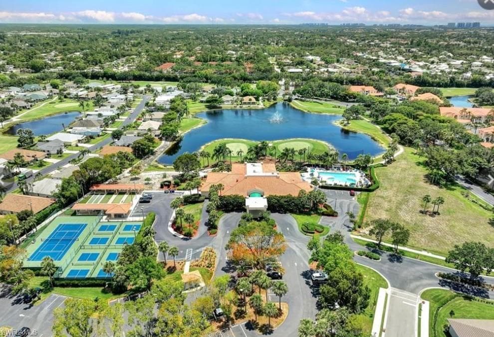 9600 Rosewood Pointe TER # 205, BONITA SPRINGS FL 34135-25