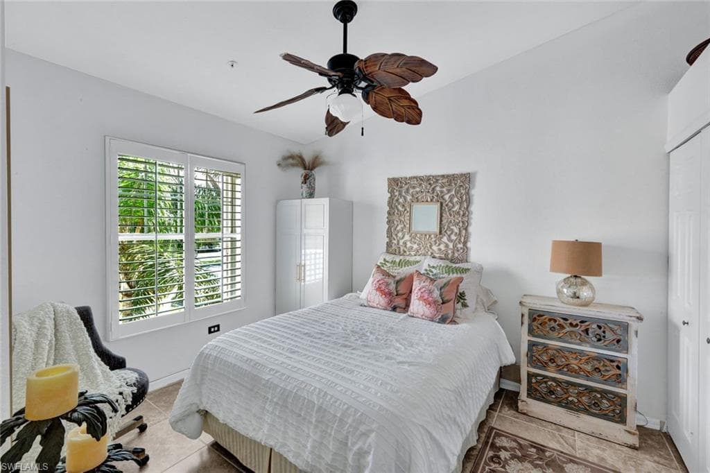 9600 Rosewood Pointe TER # 205, BONITA SPRINGS FL 34135-17