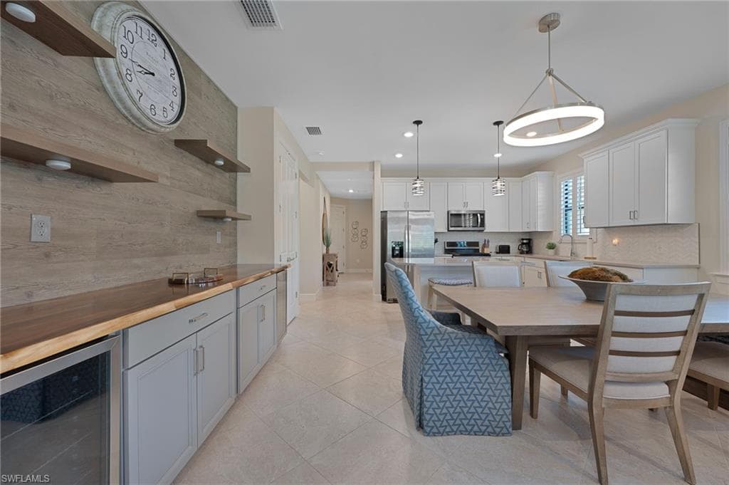 12390 Canal Grande DR, FORT MYERS FL 33913-7