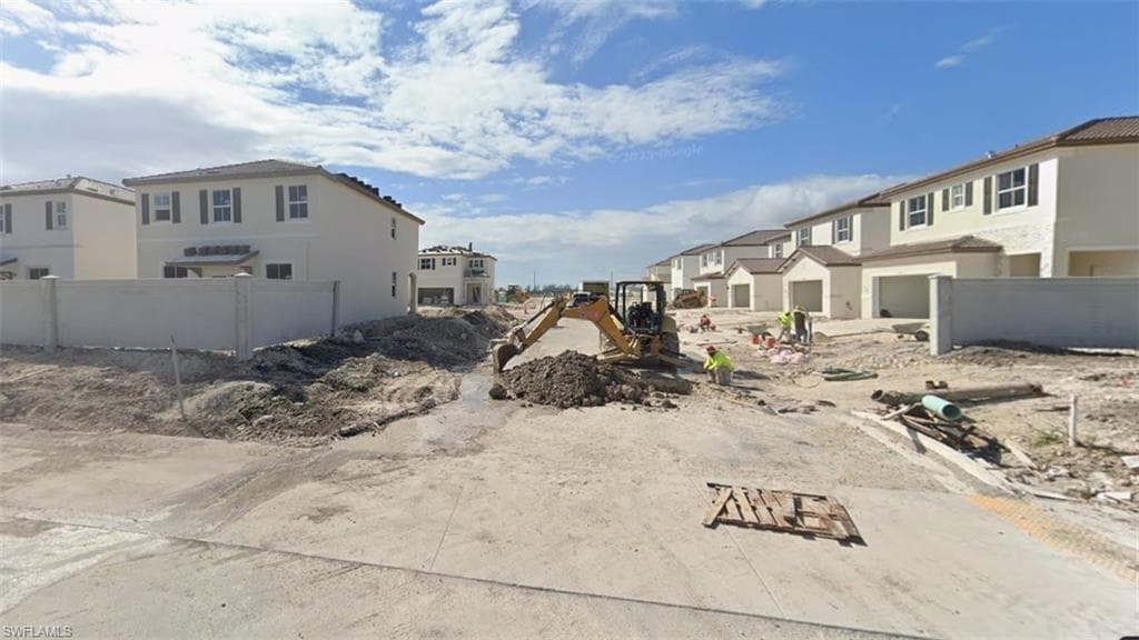 2 SW 127TH AVE, MIAMI FL 33035-10