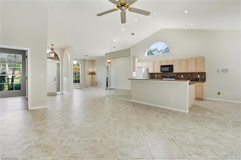 2268 Piccadilly CT, NAPLES FL 34112-27