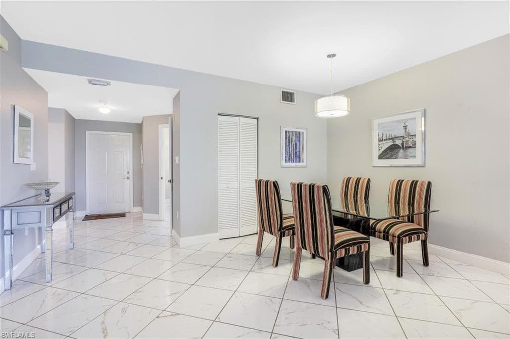519 Roma CT # 305, NAPLES FL 34110-7