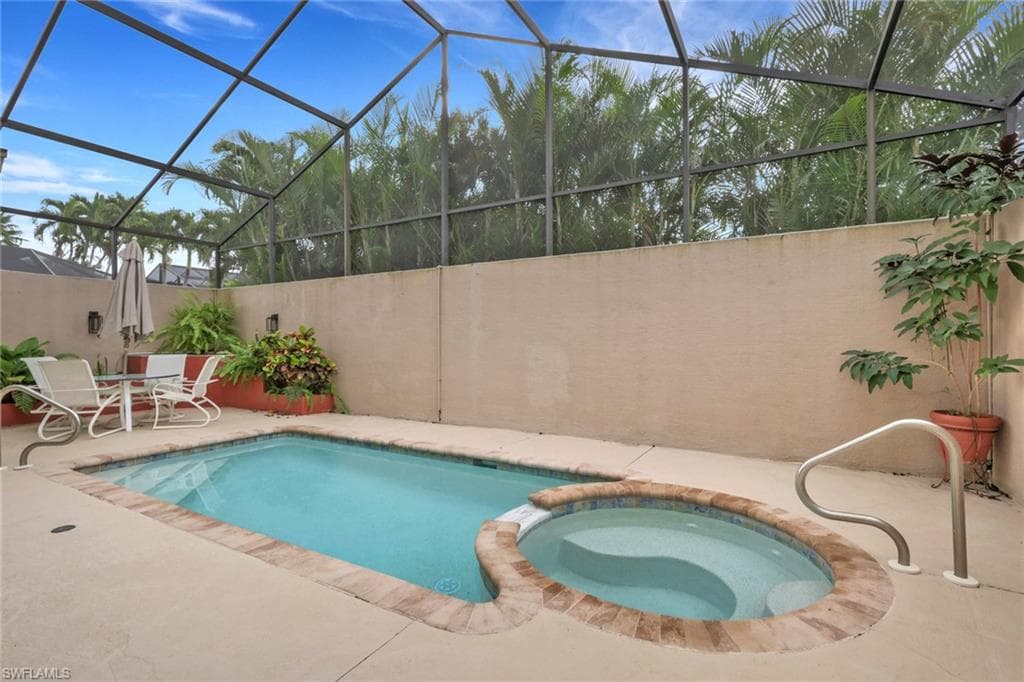 9519 Mariners Cove LN S, FORT MYERS FL 33919-1