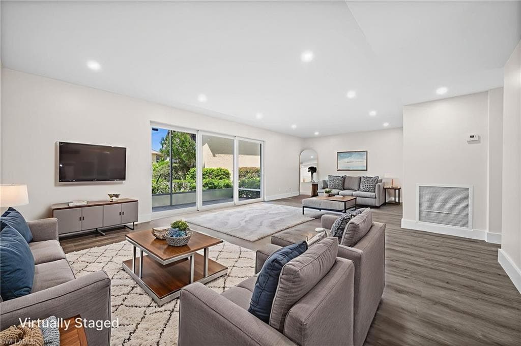 378 Palm DR # 1, NAPLES FL 34112-29