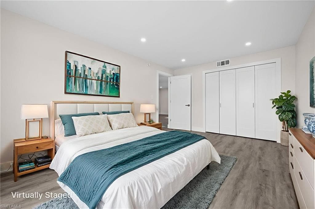 378 Palm DR # 1, NAPLES FL 34112-32