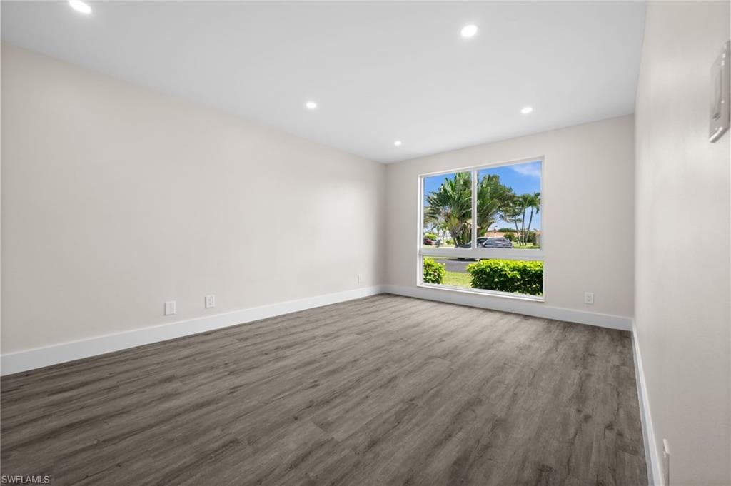 378 Palm DR # 1, NAPLES FL 34112-14