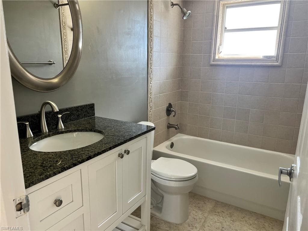 1412 NE Van Loon TER, CAPE CORAL FL 33909-18