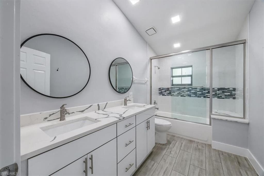6161 Waxmyrtle WAY, NAPLES FL 34109-22