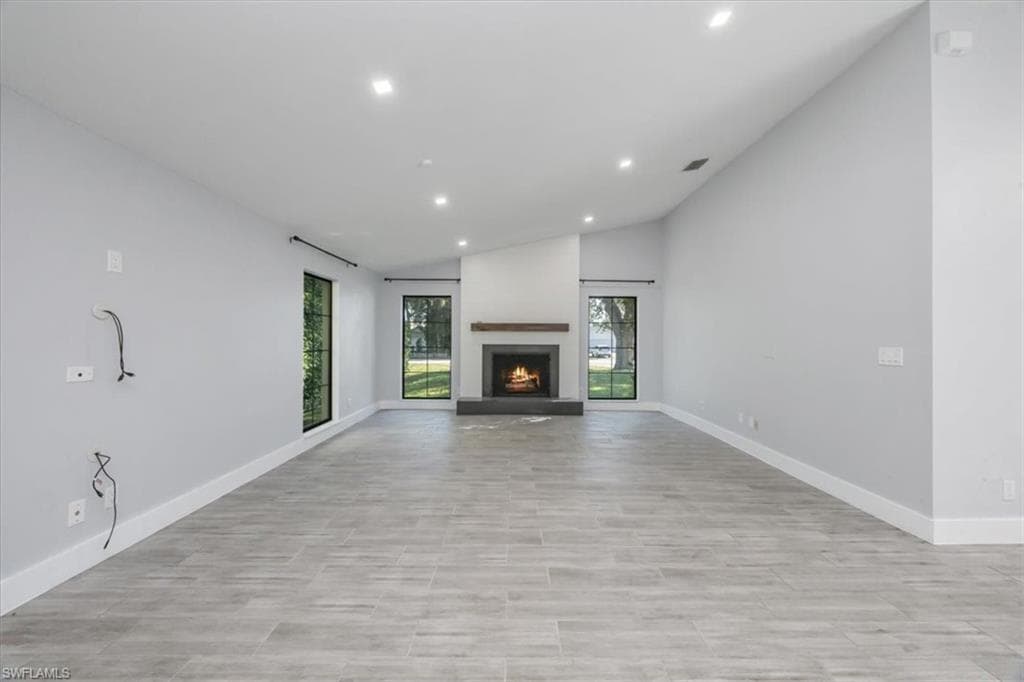 6161 Waxmyrtle WAY, NAPLES FL 34109-6