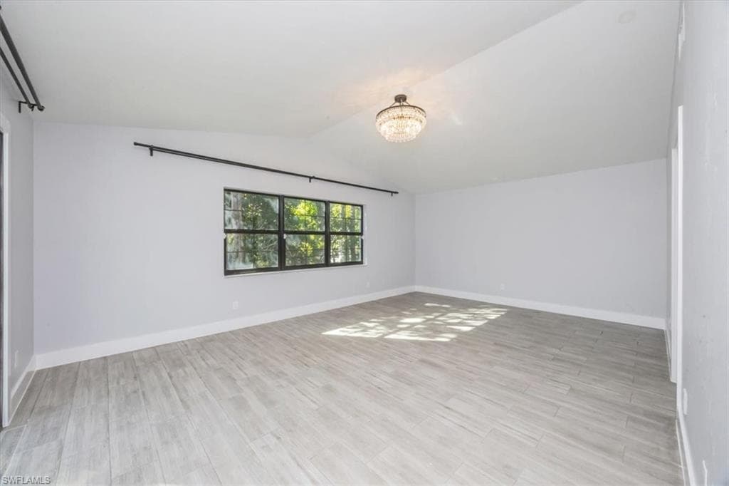 6161 Waxmyrtle WAY, NAPLES FL 34109-13