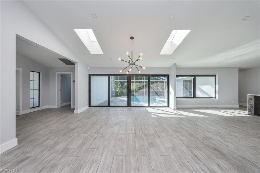 6161 Waxmyrtle WAY, NAPLES FL 34109-7