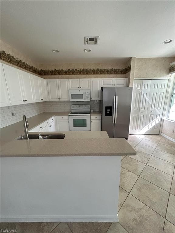 4231 Avian AVE, FORT MYERS FL 33916-4