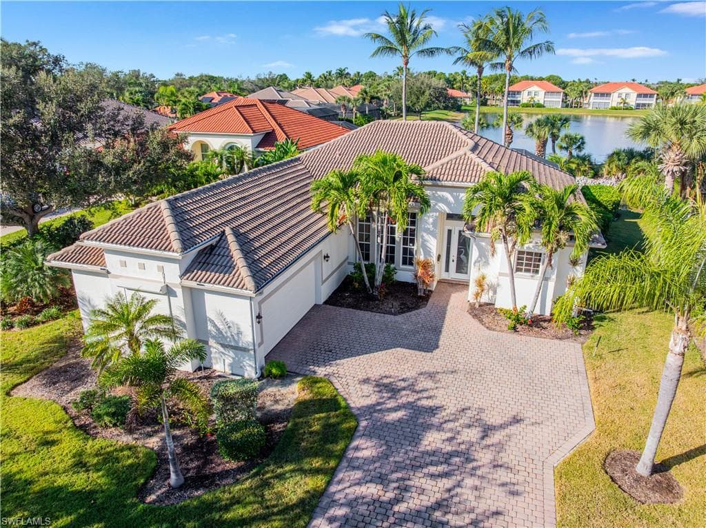 11105 Sea Tropic LN, FORT MYERS FL 33908-1