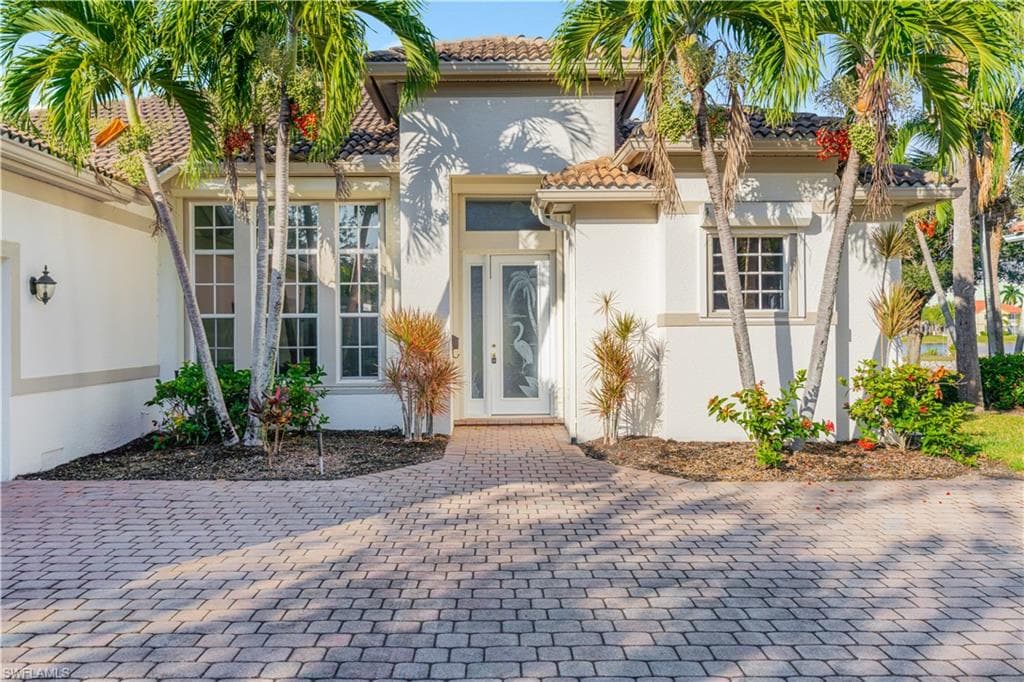 11105 Sea Tropic LN, FORT MYERS FL 33908-4